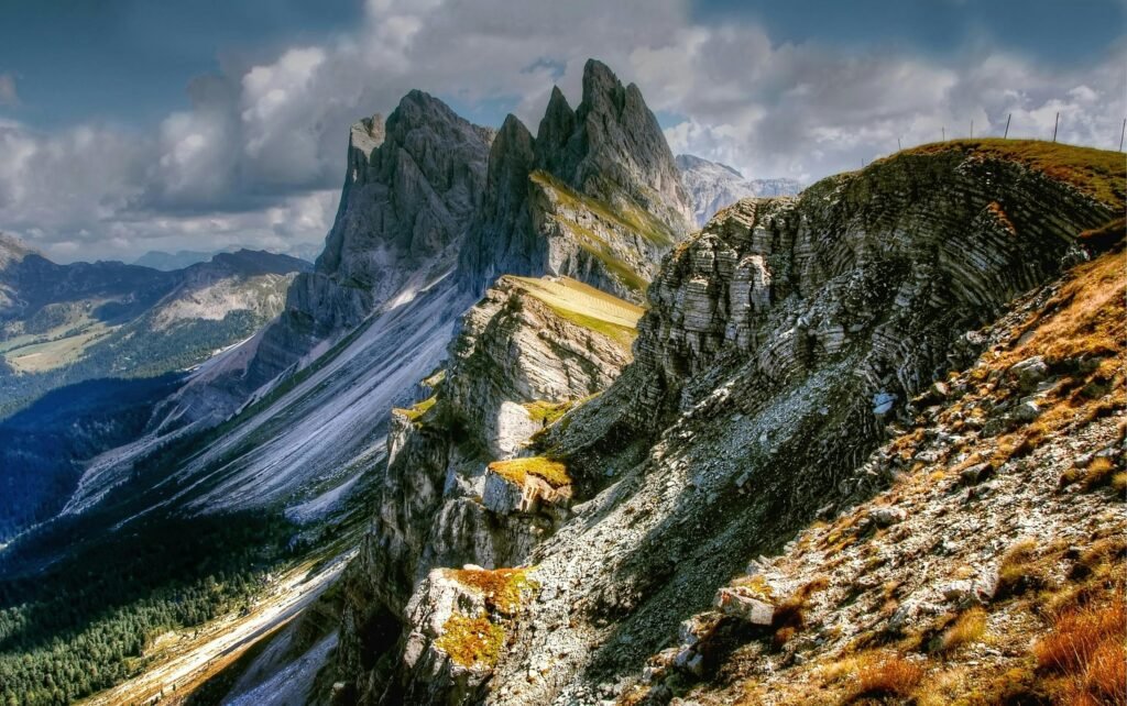 Stunning landscape of the Dolomites with dramatic peaks and vibrant scenery.